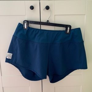 Oiselle Roga shorts, size 10